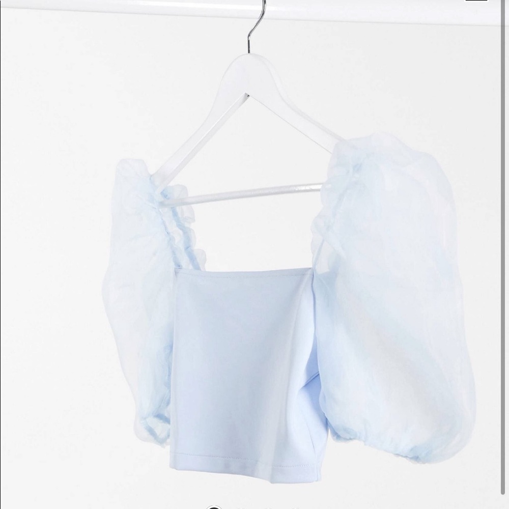 Puff sleeve top